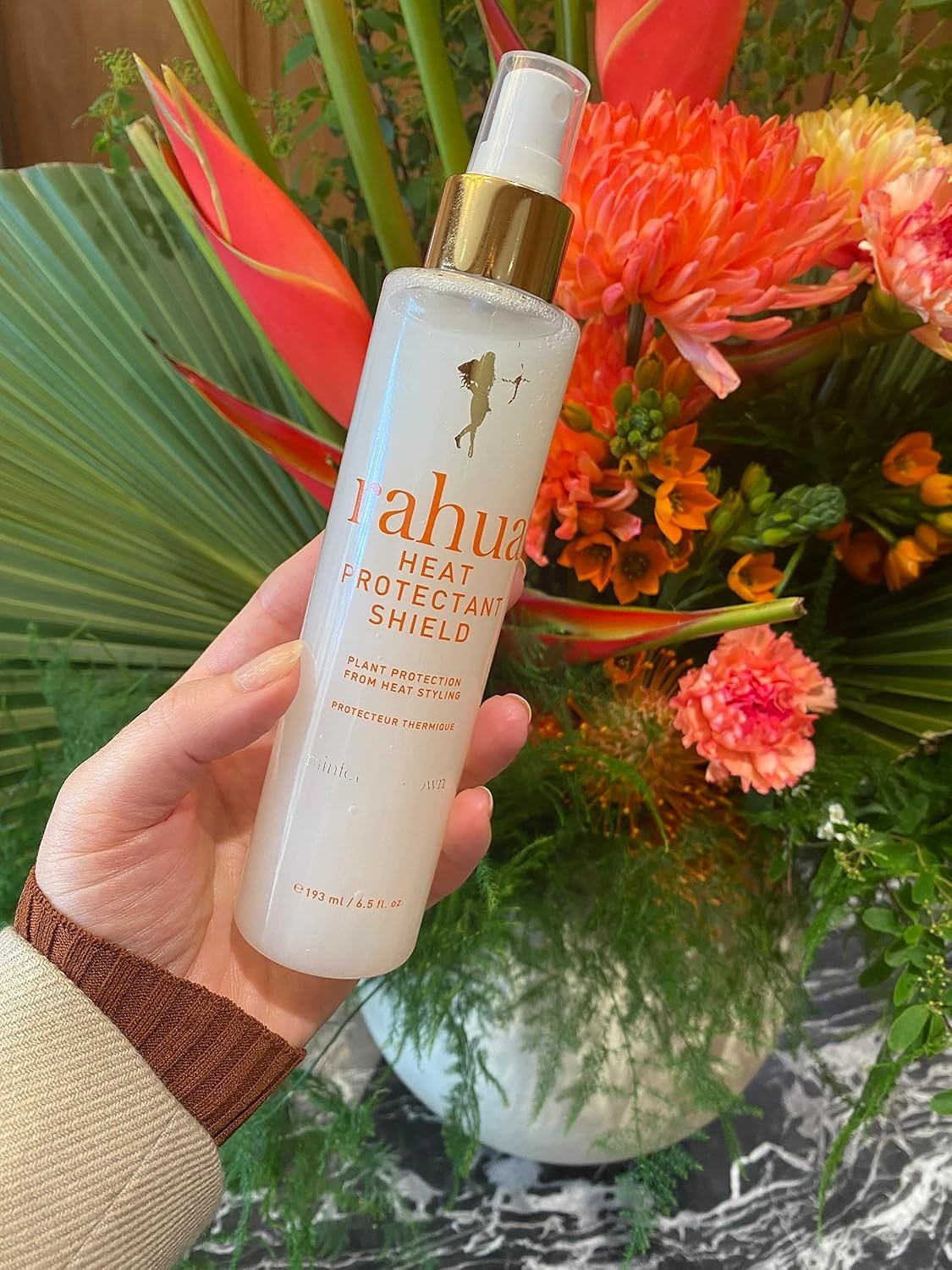 Rahua Heat Protectant Shield – Silicone-Free Styling Primer & Thermal Spray – With Amazonian Rahua Oil, Shea Butter & Hibiscus – Natural Gloss & Shine for All Hair Types – 6.5 fl oz - Image 8
