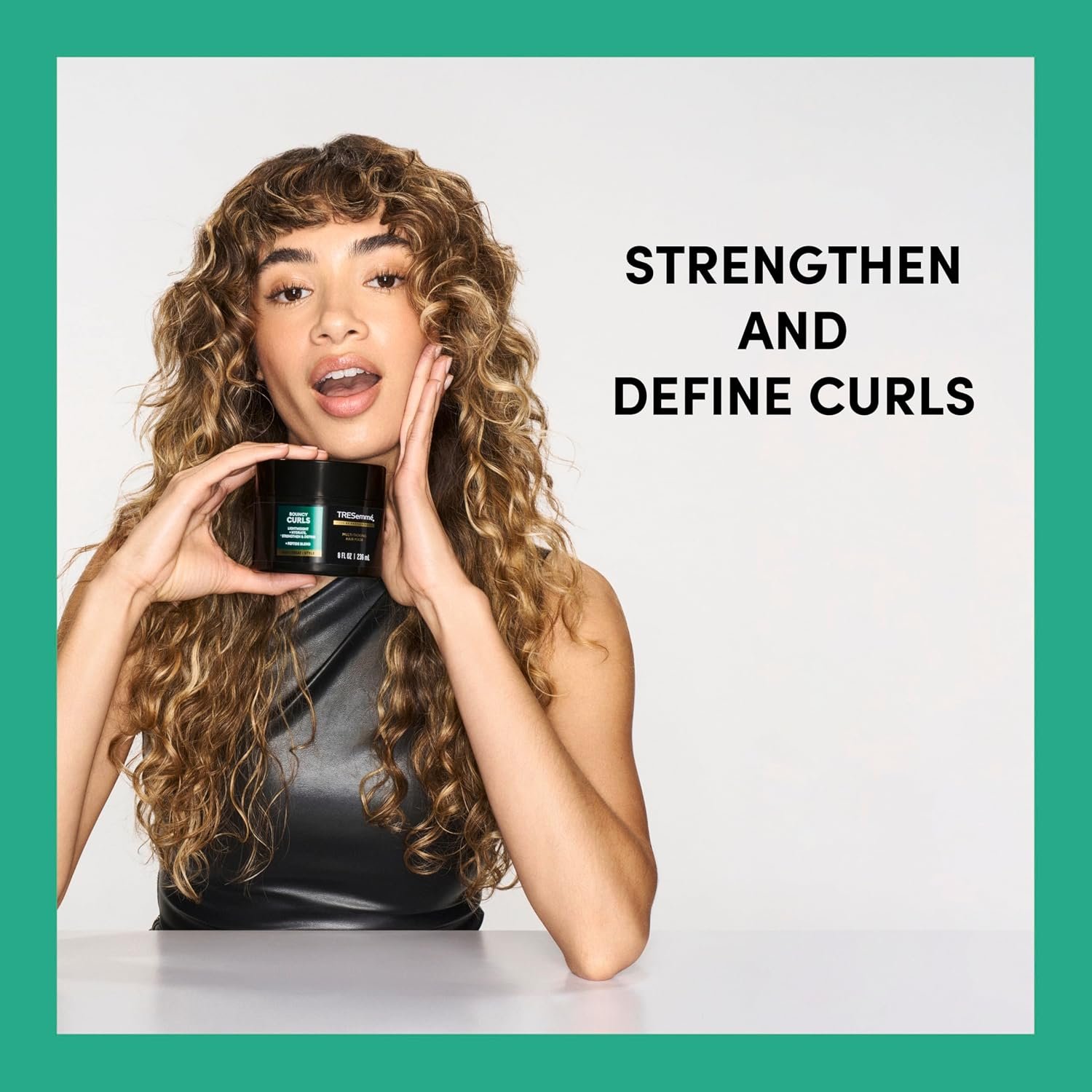 TRESemmé Multi-Tasking Hair Mask 1 ct Bouncy Curls to Lightweight + Hydrate, Strengthen & Define, with Peptide Blend, 8 fl oz - Image 4